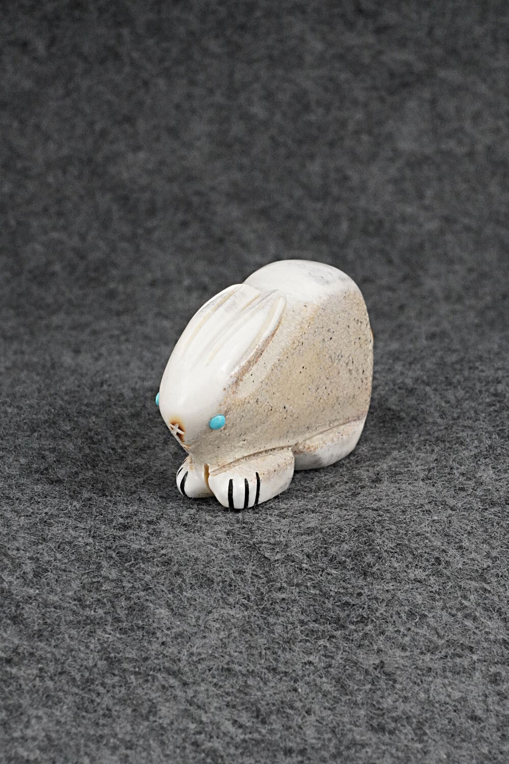 Rabbit Zuni Fetish Carving - Claudia Peina