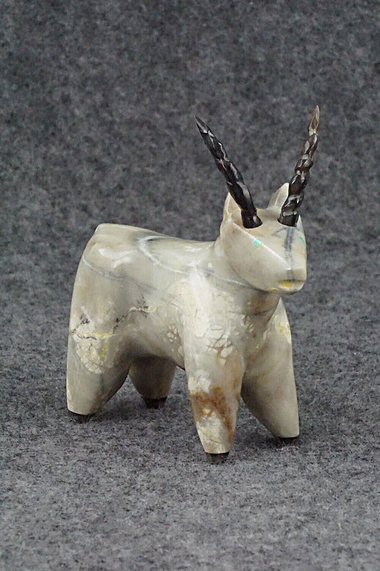 Oryx Zuni Fetish Carving - Enrike Leekya