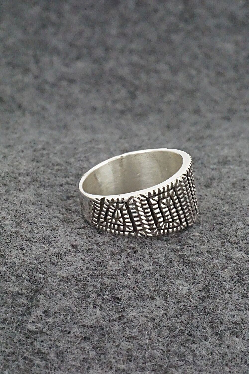 Sterling Silver Ring - Elgin Tom - Size 8.5