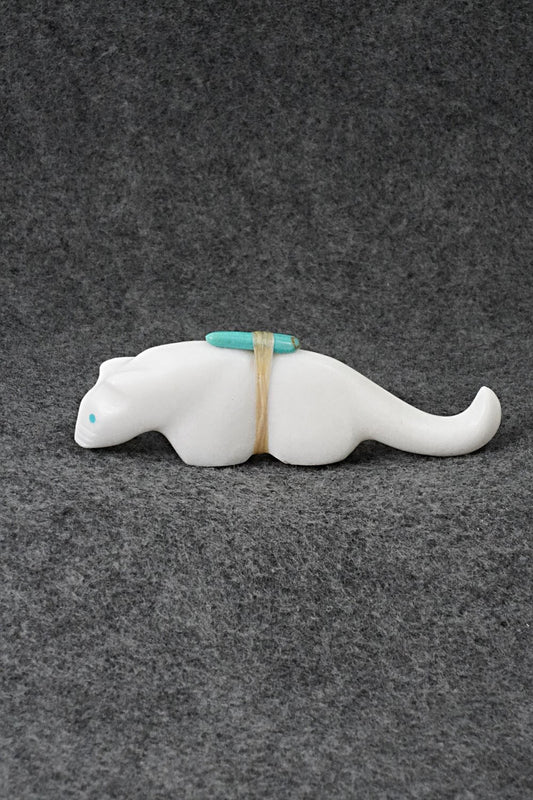 Mountain Lion Zuni Fetish Carving - Herbert Halate