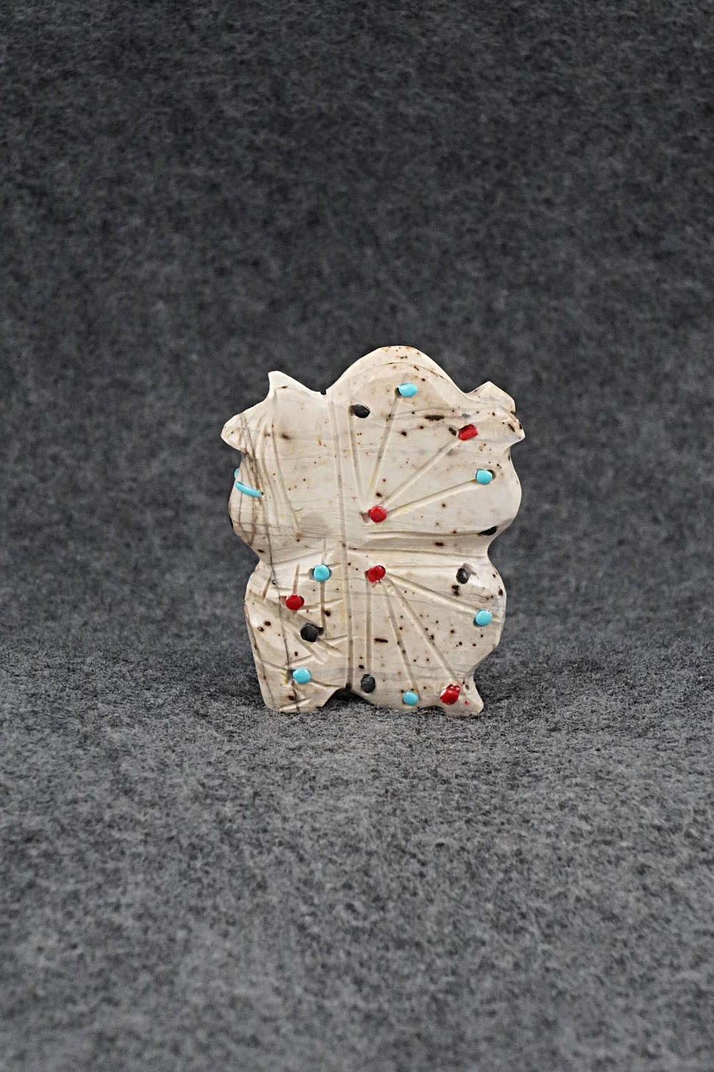 Zuni Fetish アナクマ　B,P Zuni Carvings – High Lonesome Trading