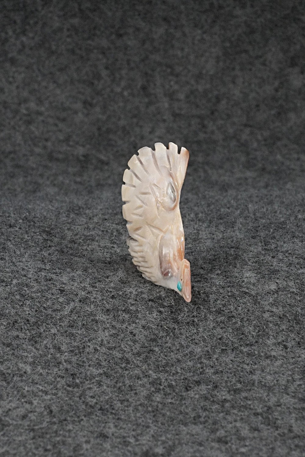 Eagle Zuni Fetish Carving - Vander Tsethlikai