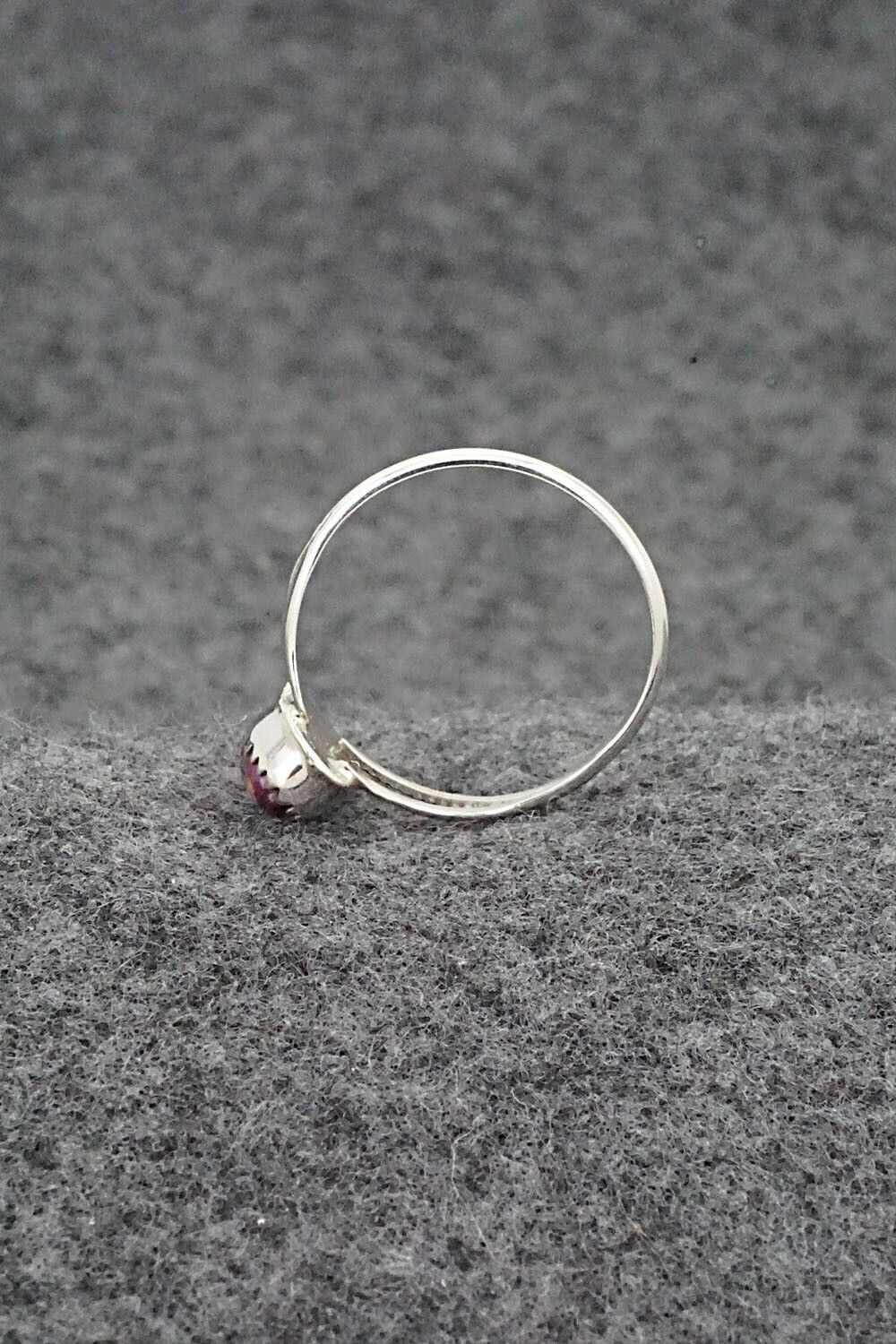 Spiny Oyster & Sterling Silver Ring - Robert Martinez - Size 8.5