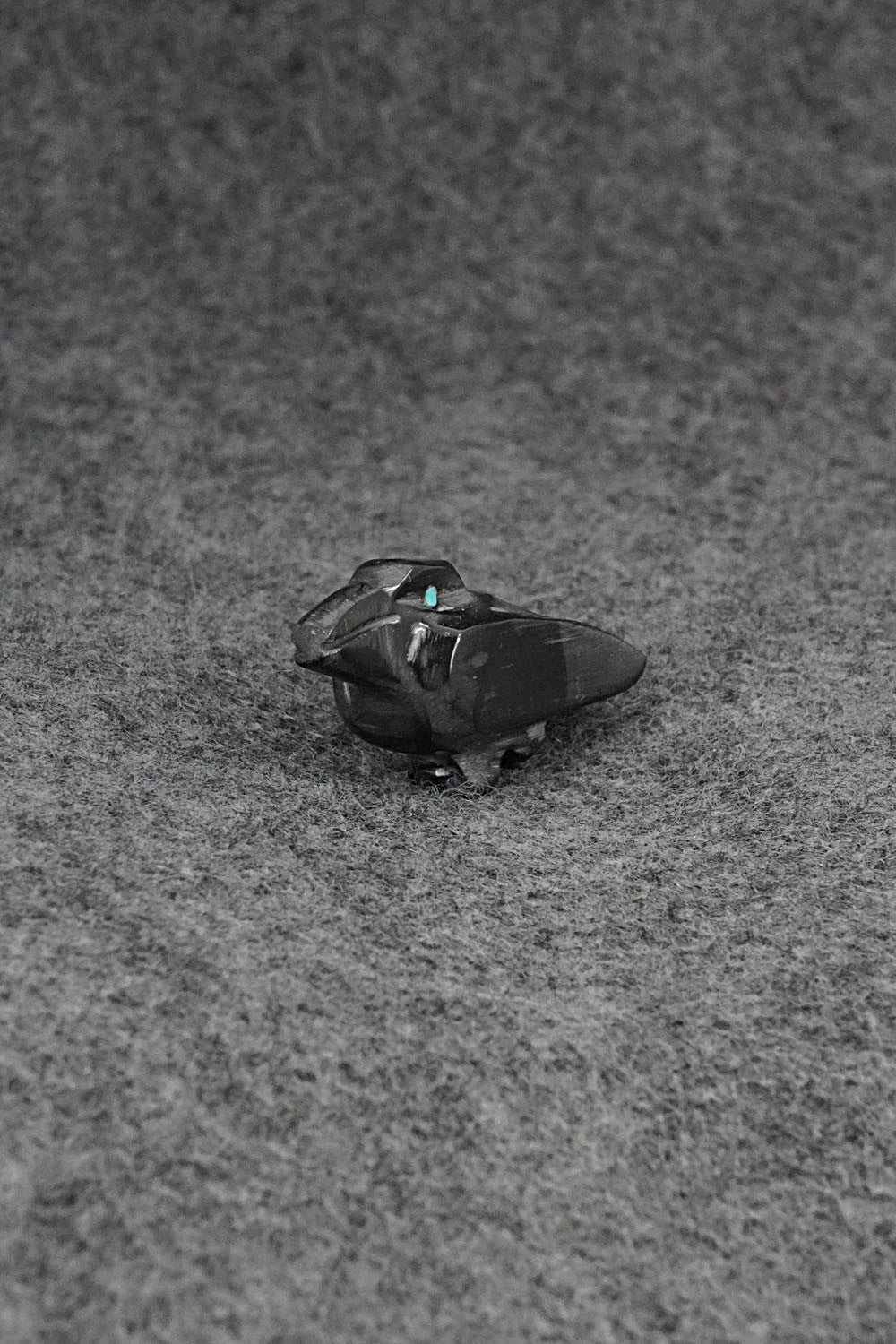 Crow Zuni Fetish Carving - Tim Lementino