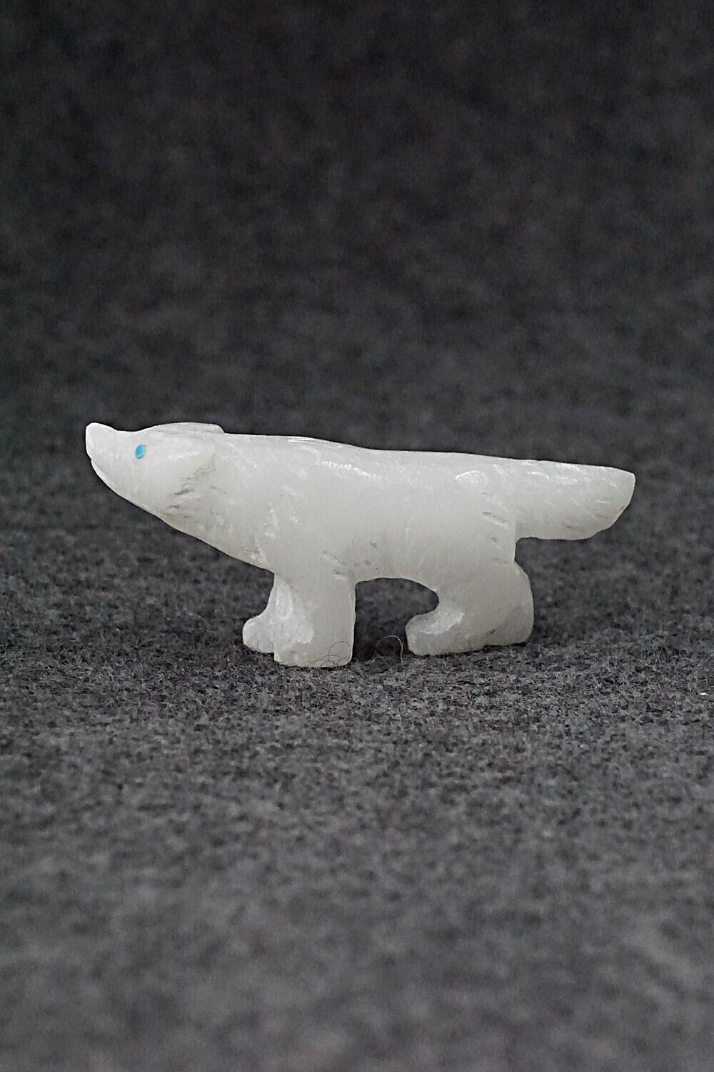 Wolf Zuni Fetish Carving - Cody Nastacio