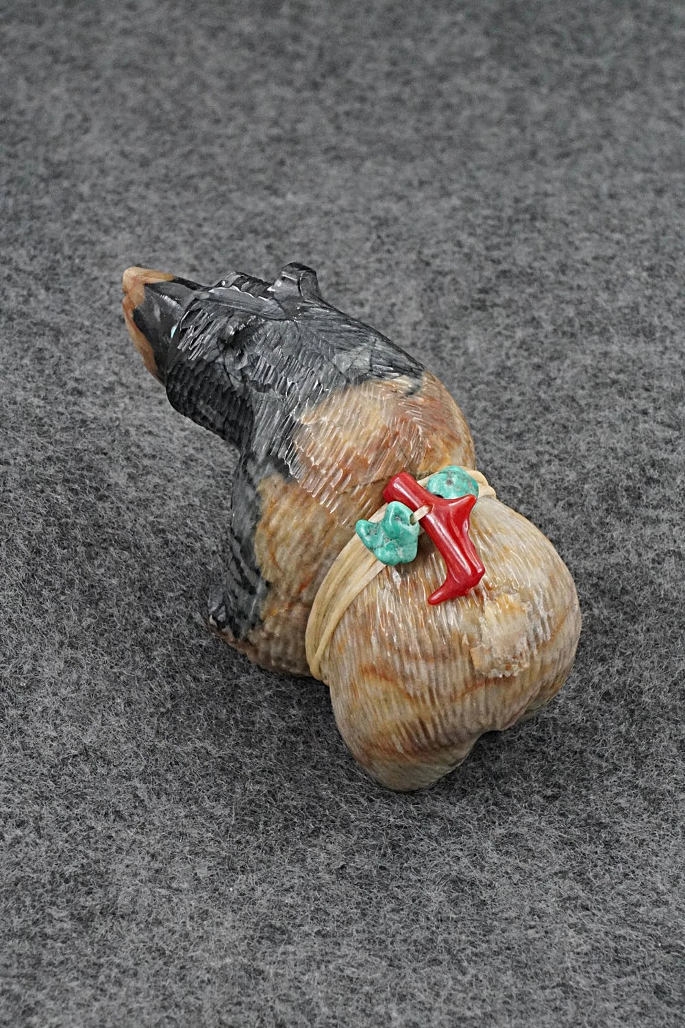 Bear Zuni Fetish Carving - Farlan & Paulette Quam