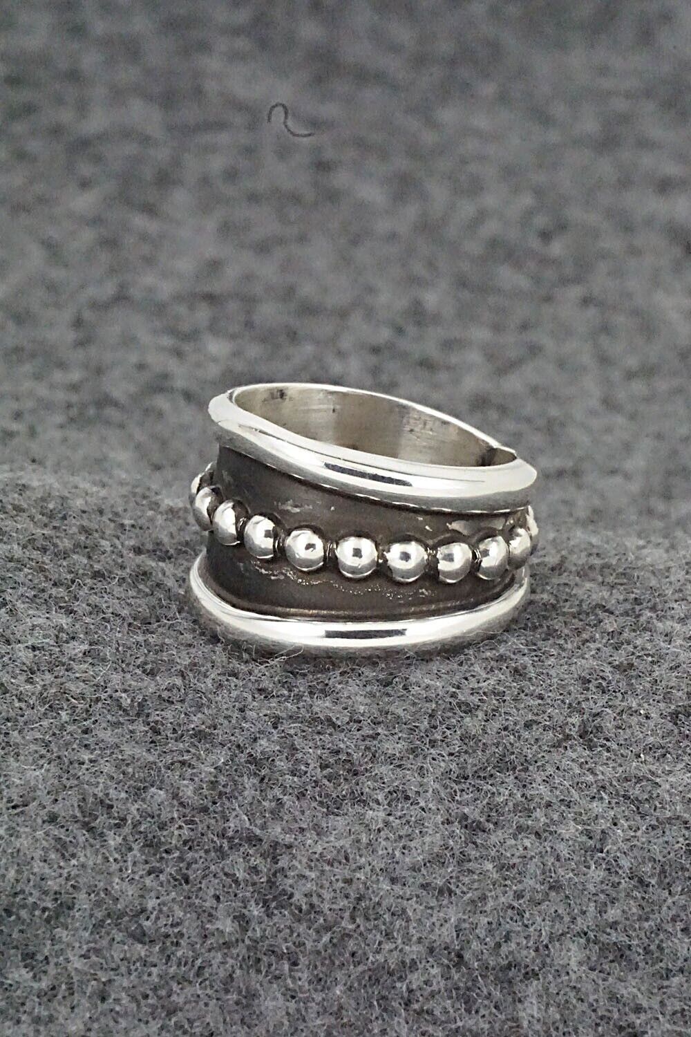 Sterling Silver Ring - Tom Hawk - Size 7.75