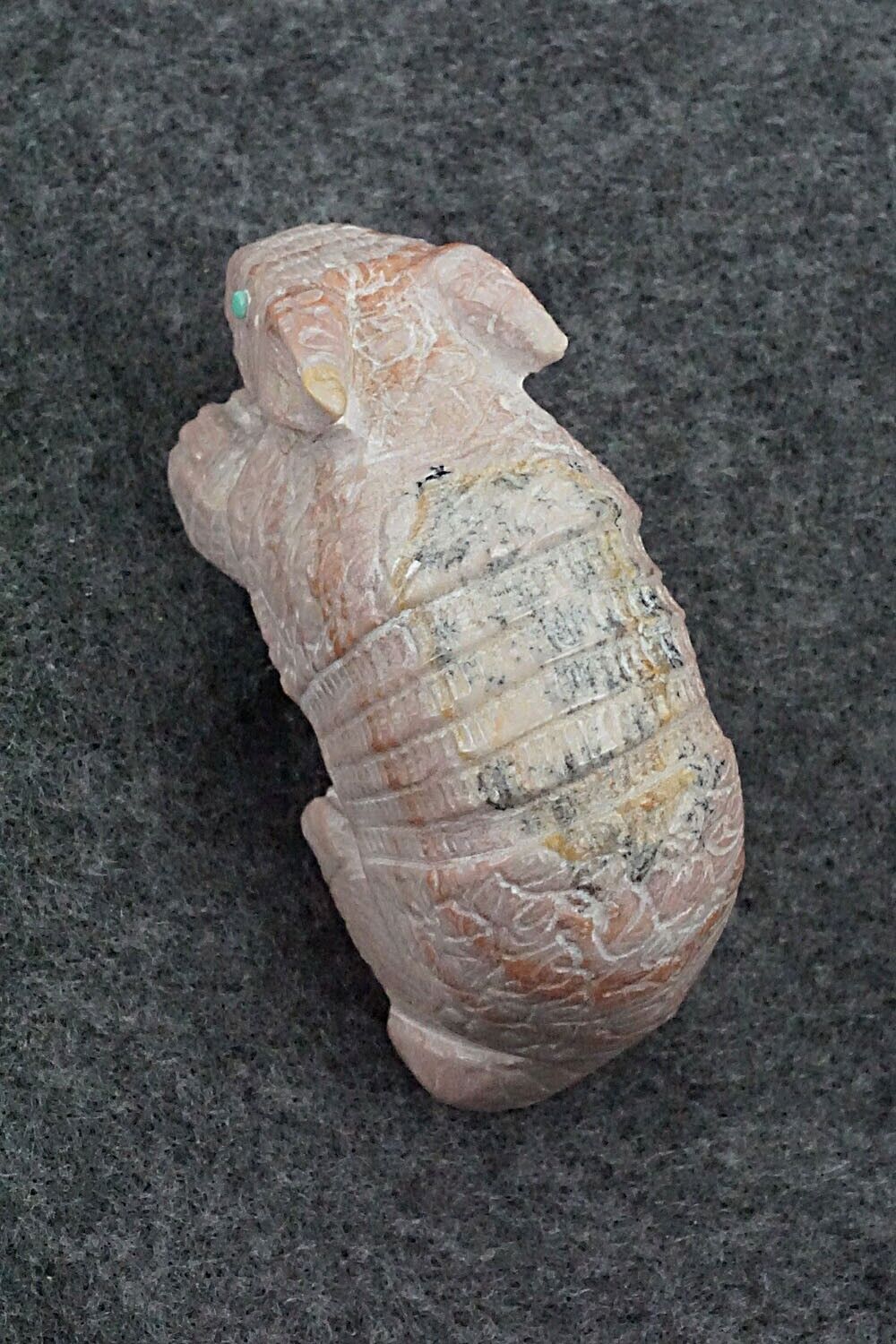 Armadillo Zuni Fetish Carving - Derrick Kaamasee