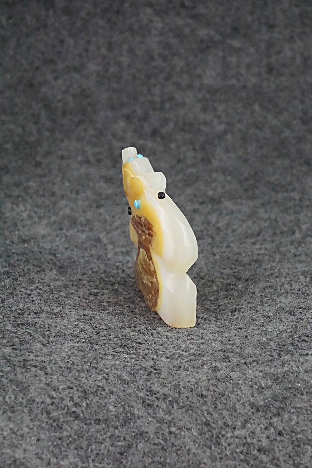 Bear Zuni Fetish Carving - Danette Laate