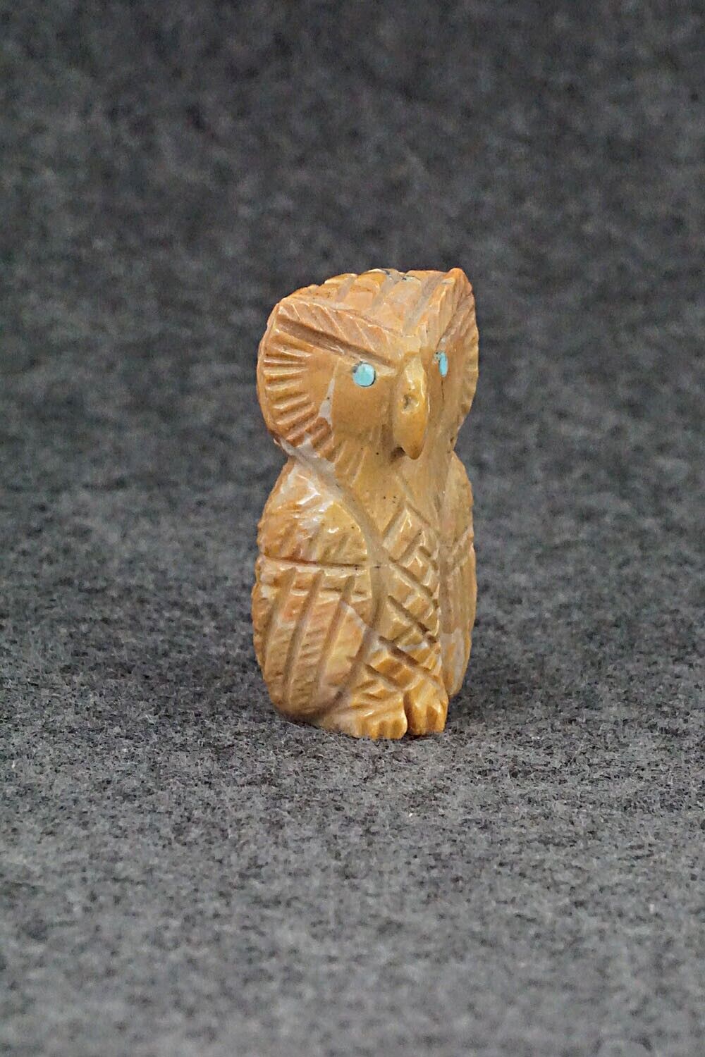 Owl Zuni Fetish Carving - Jonas Hustito