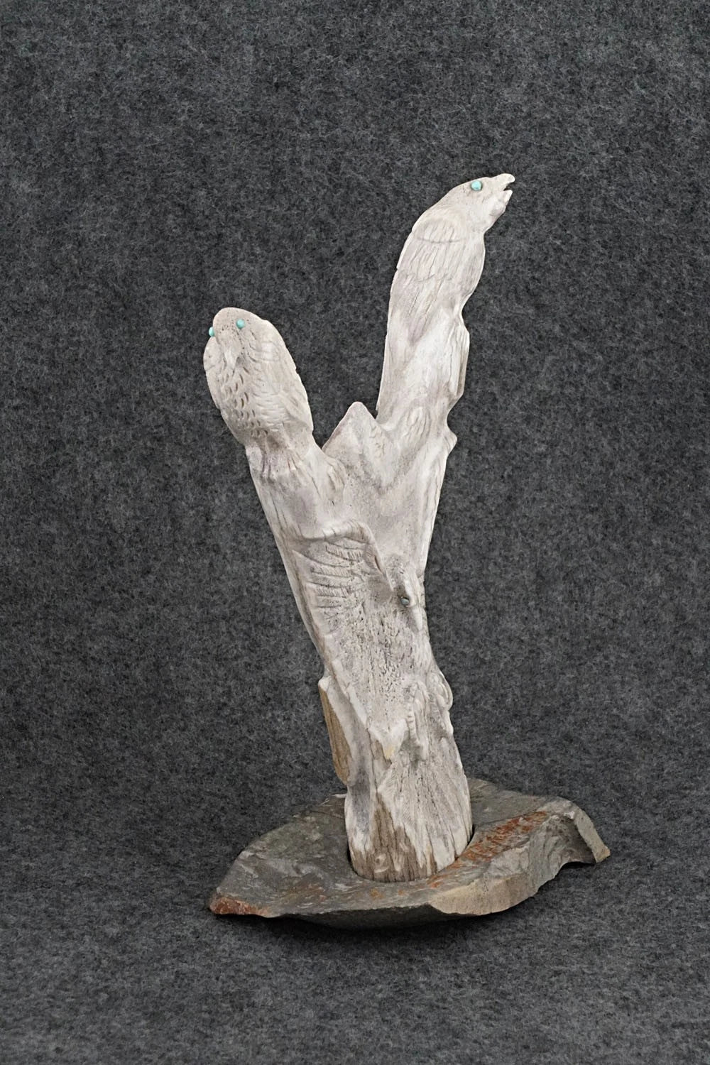 Eagle Zuni Fetish Carving - Terrance Panteah