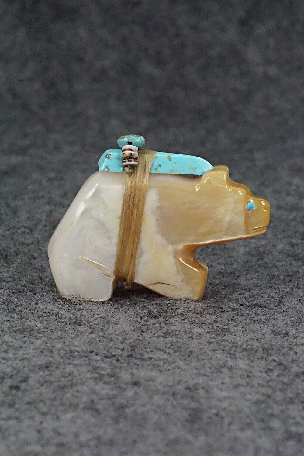 Bear Zuni Fetish Carving - Danny Lonjose
