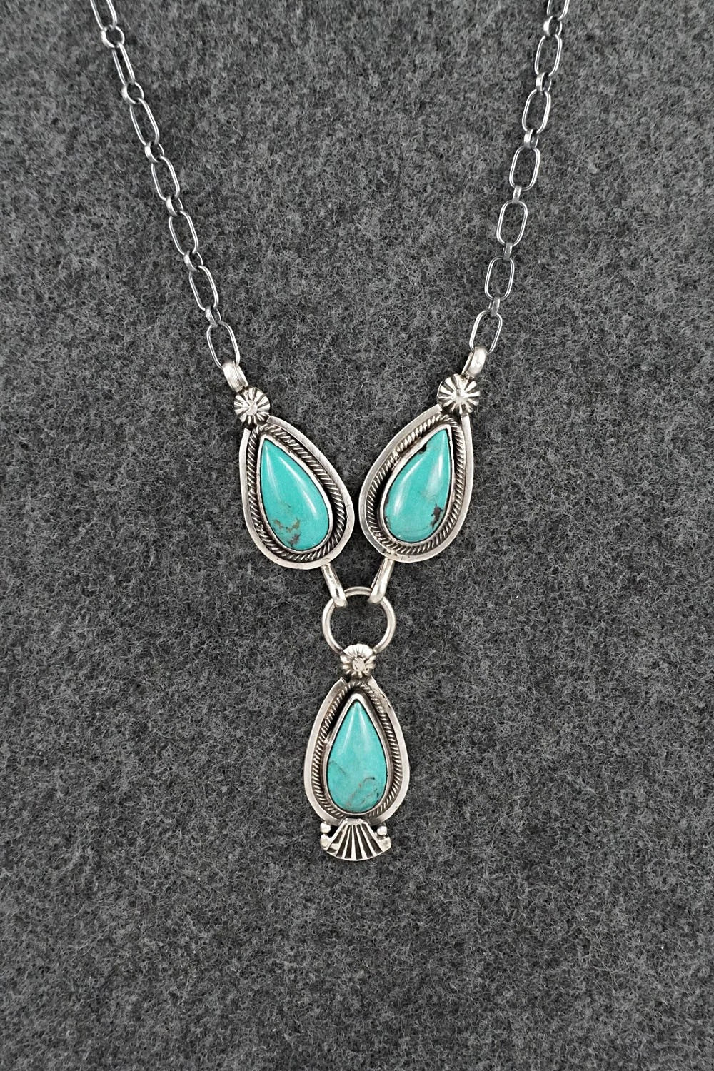 Turquoise & Sterling Silver Necklace - Verley Betone
