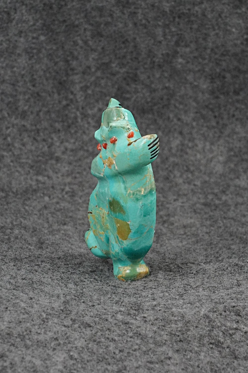 Bear Zuni Fetish Carving - Claudia Peina