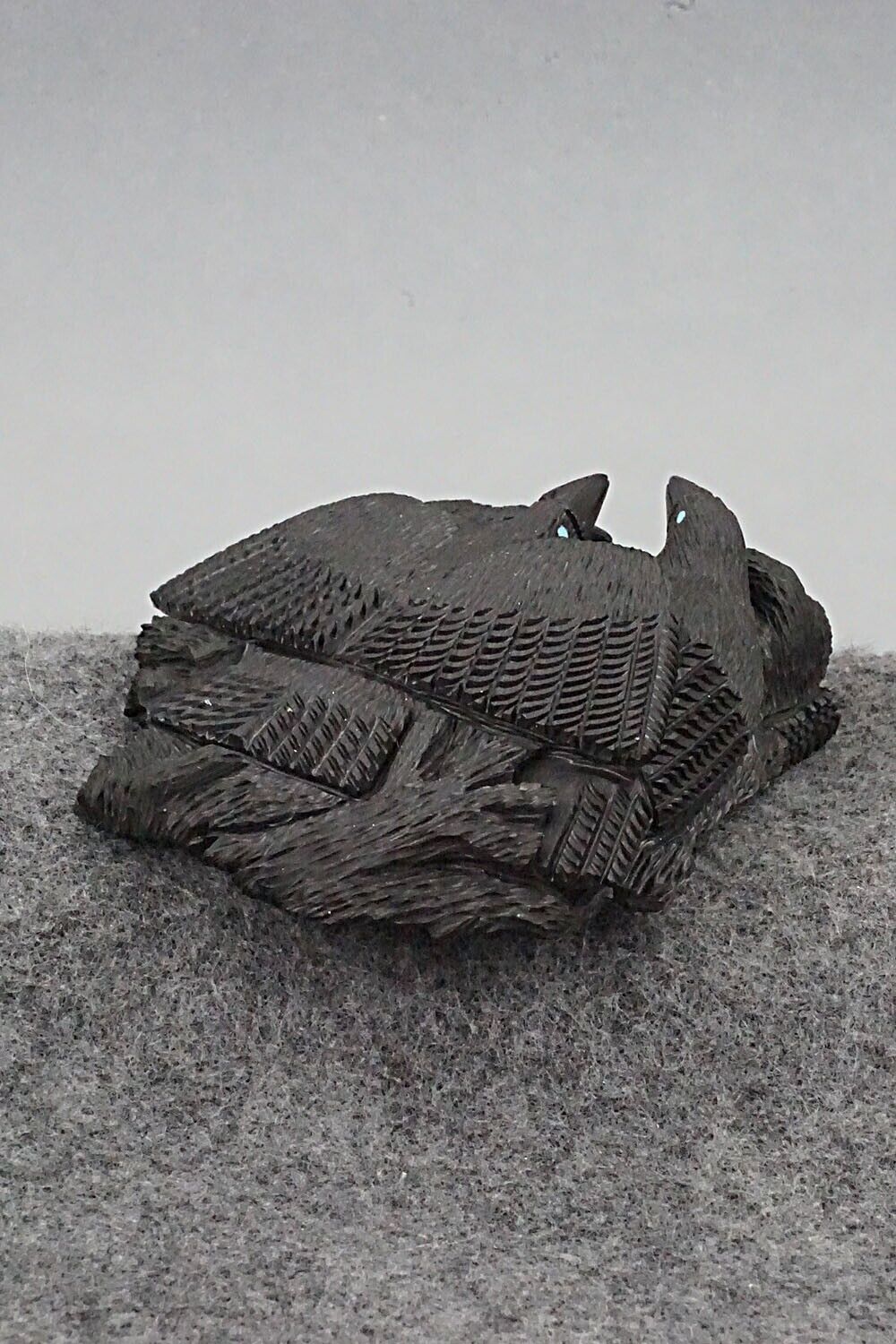 Crows Zuni Fetish Carving - Destry Siutza