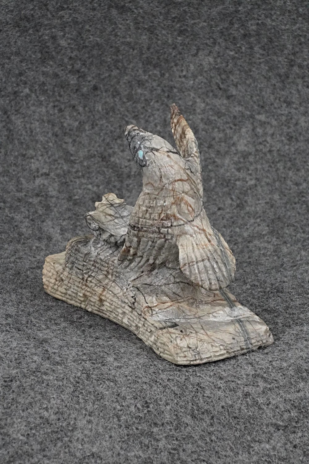 Eagle Zuni Fetish Carving - Herb Him