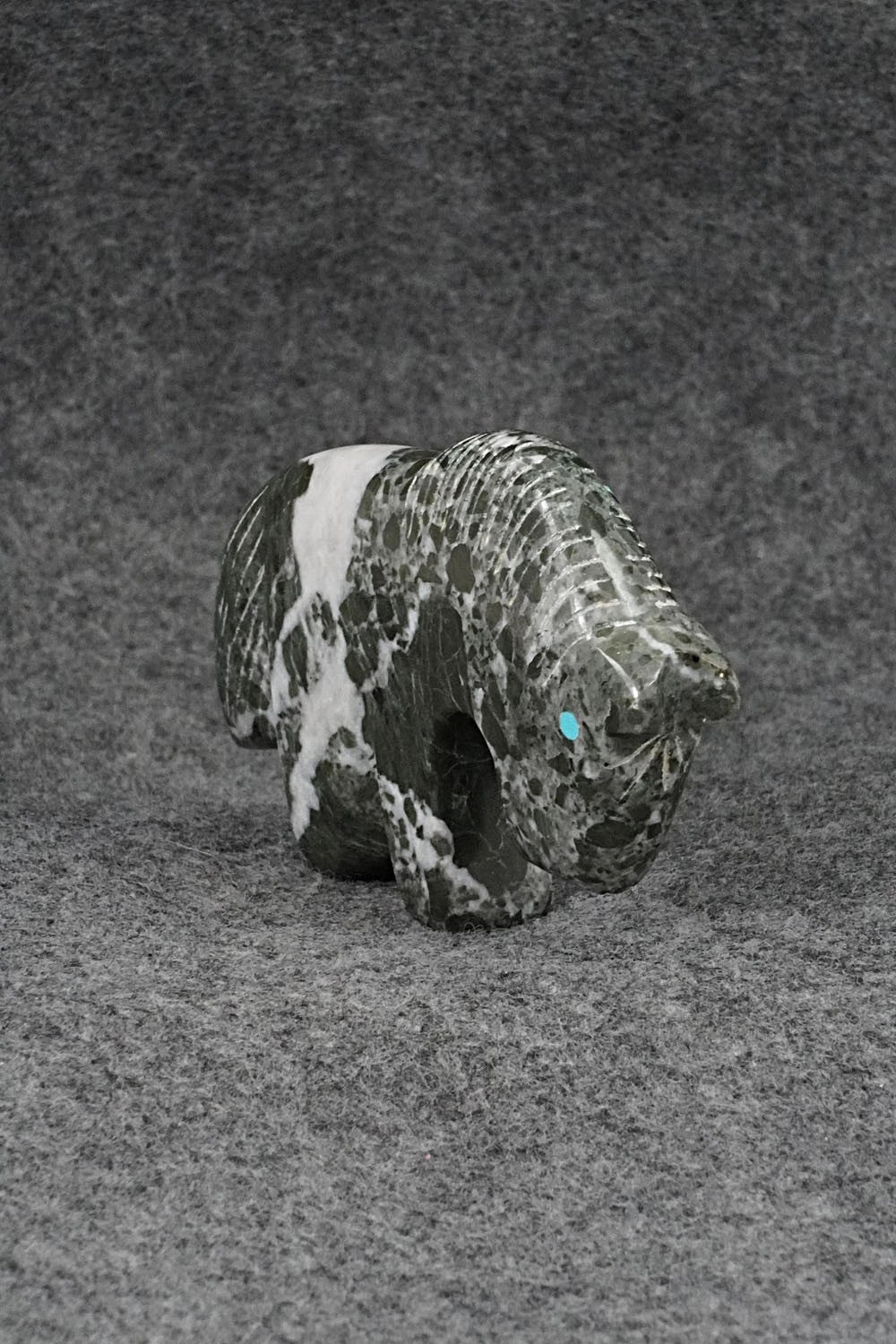 Horse Zuni Fetish Carving - Kenric Laiwakete