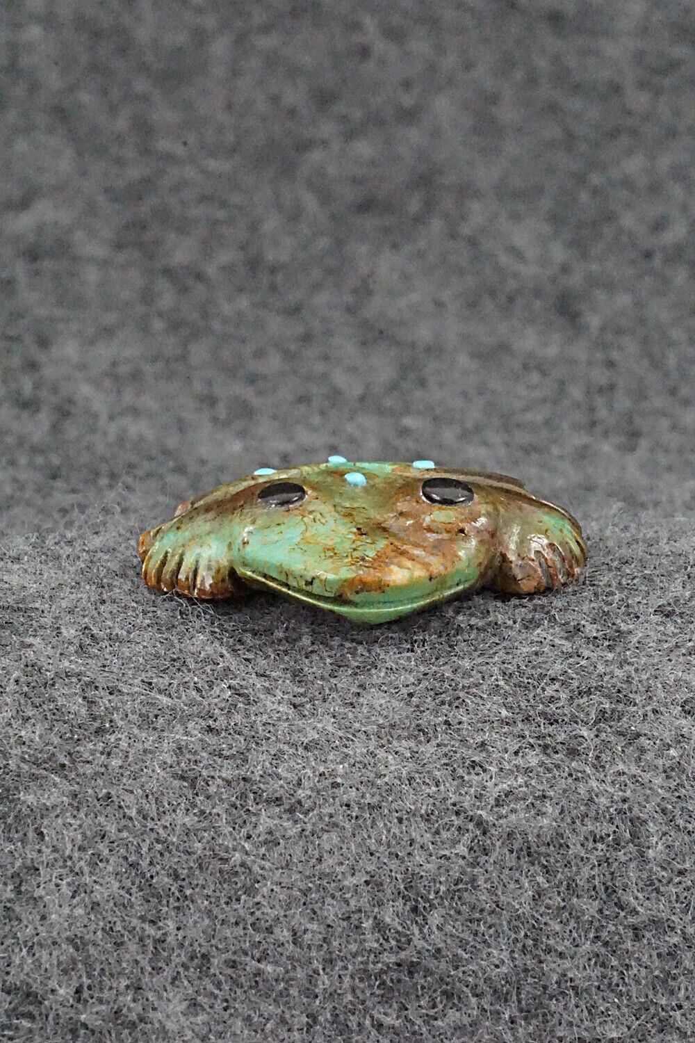 Frog Zuni Fetish Carving - Reynold Lunasee