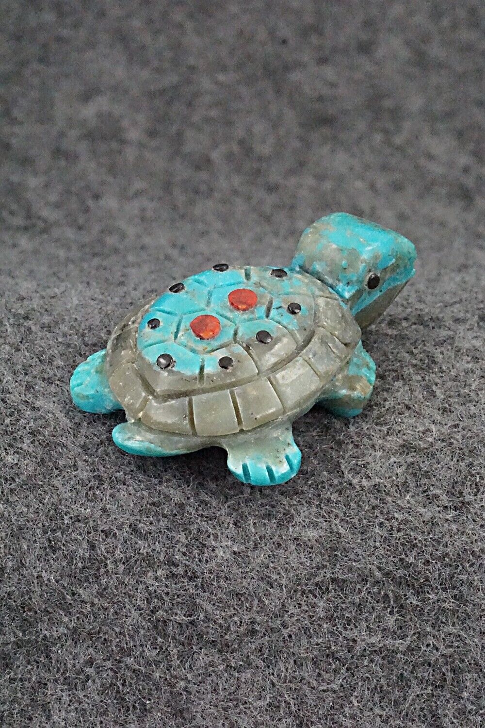 Turtle Zuni Fetish Carving - Reynold Lunasee