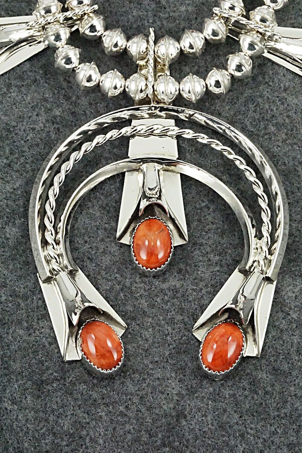 Spiny Oyster & Sterling Silver Squash Blossom Set - Louise Yazzie