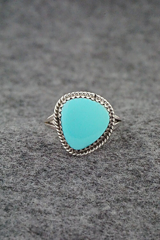 Turquoise & Sterling Silver Ring - Robert Martinez - Size 7
