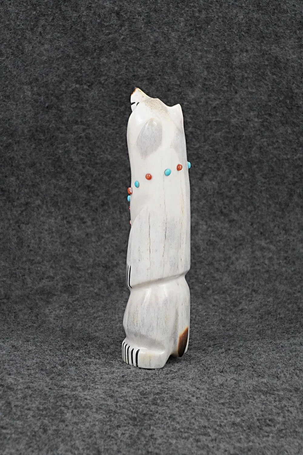 Bear Zuni Fetish Carving - Claudia Peina