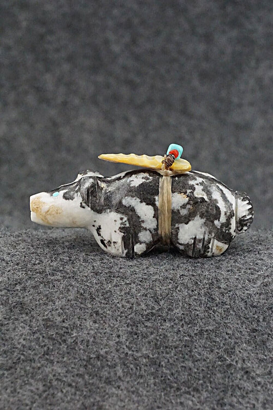 Bear Zuni Fetish Carving - Peter Gasper