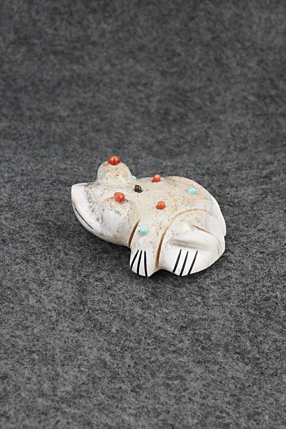 Frog Zuni Fetish Carving - Claudia Peina