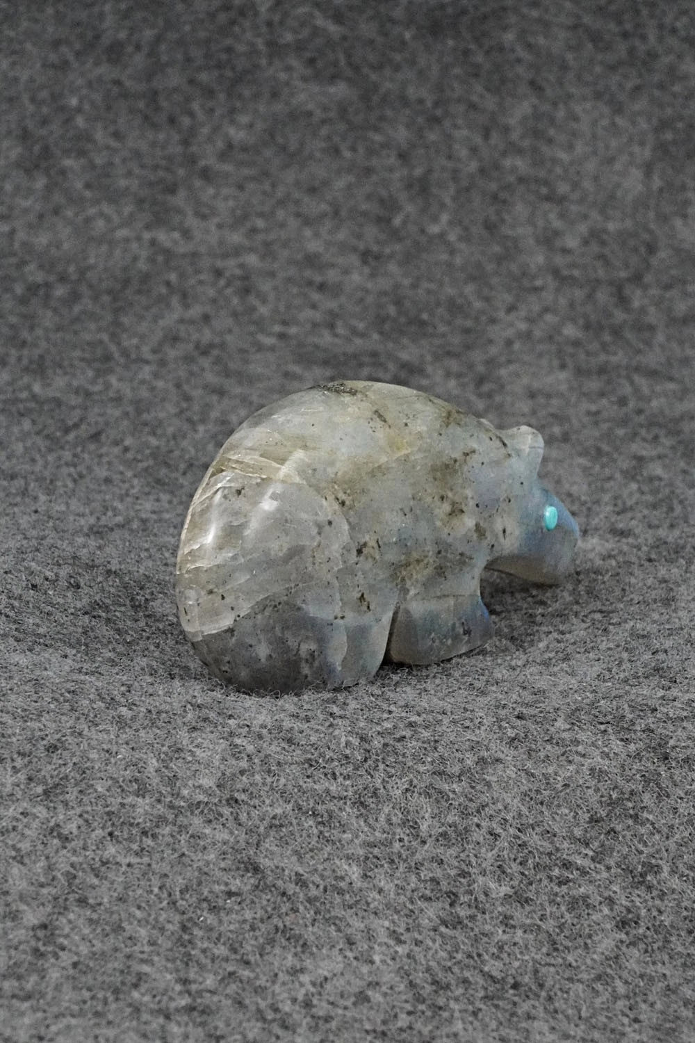 Bear Zuni Fetish Carving - Ronnie Lunasee