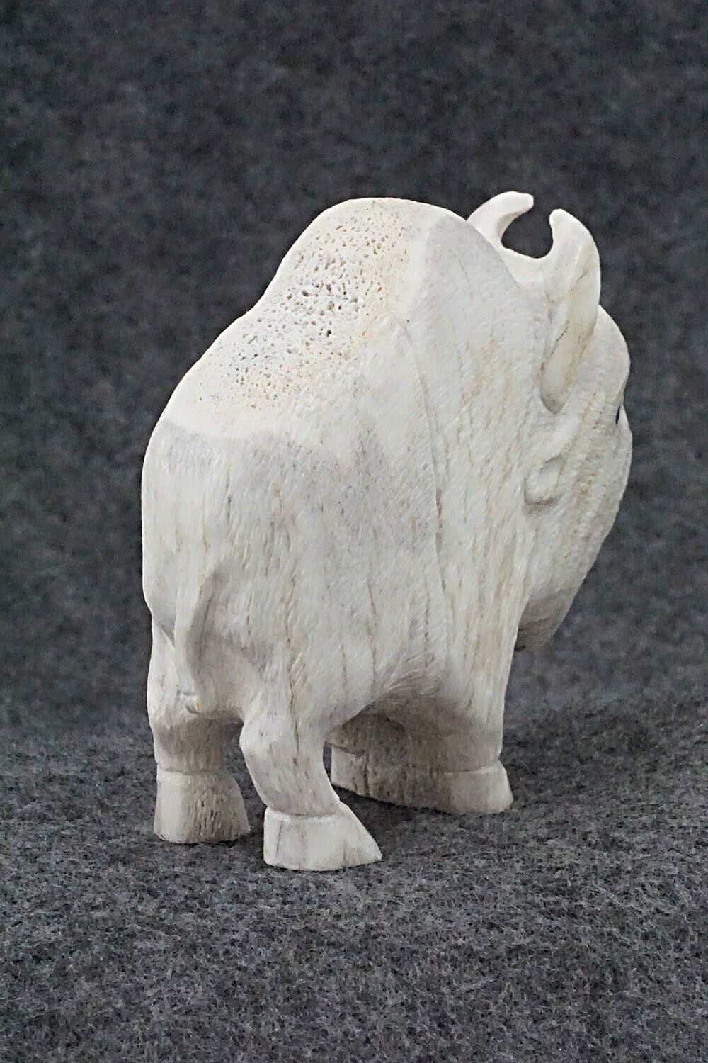 Buffalo Zuni Fetish Carving - Chris Peina