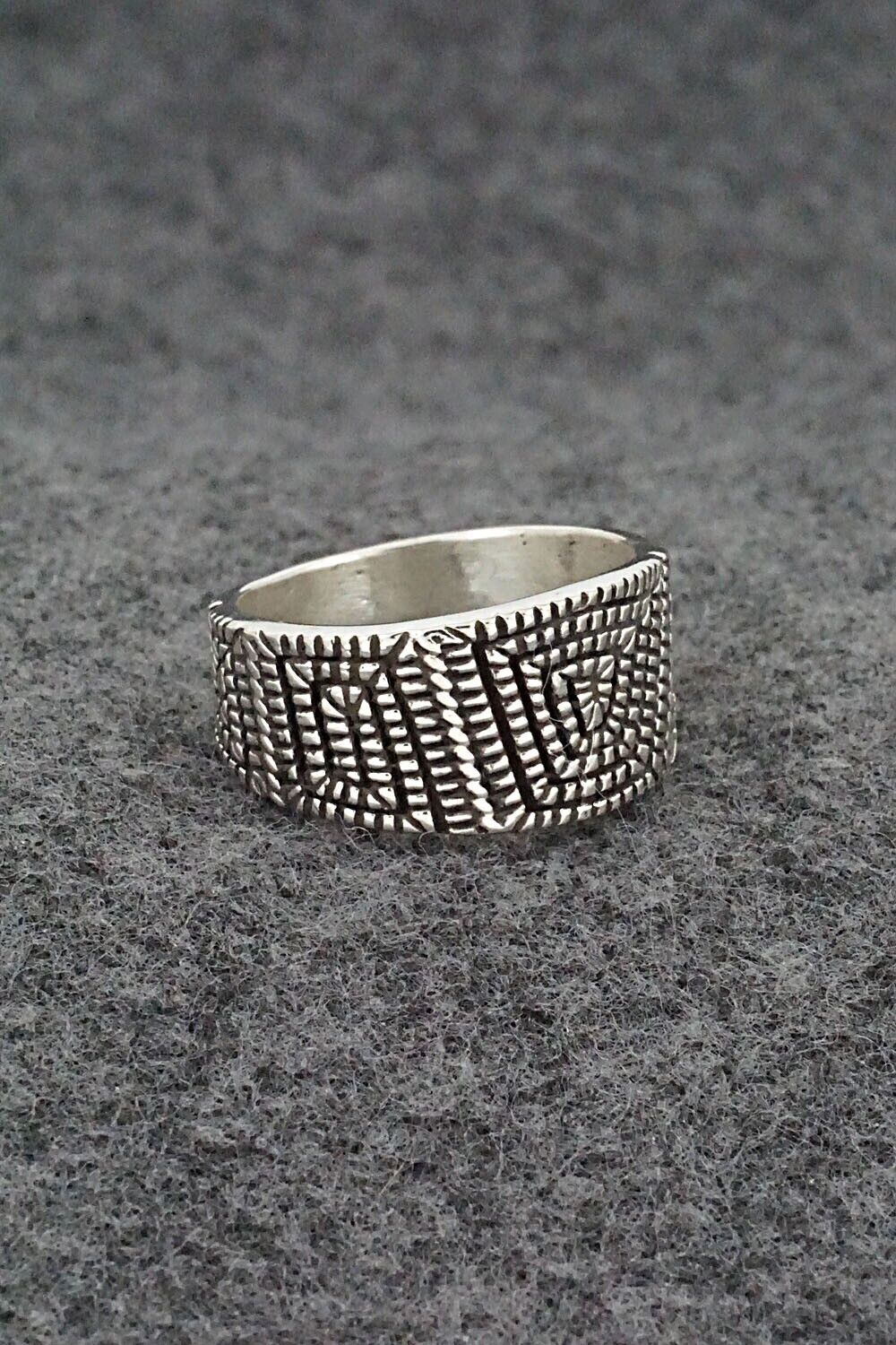 Sterling Silver Ring - Elgin Tom - Size 8.5