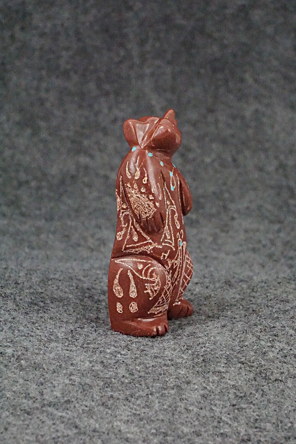 Bear Zuni Fetish Carving - Adrian Cachini