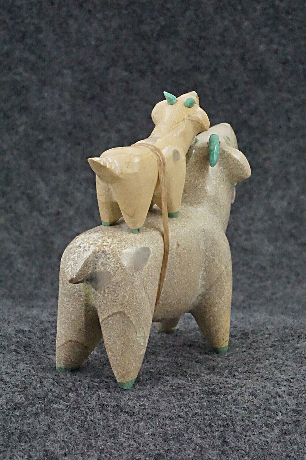 Goat with Kid Zuni Fetish Carving - Enrike Leekya