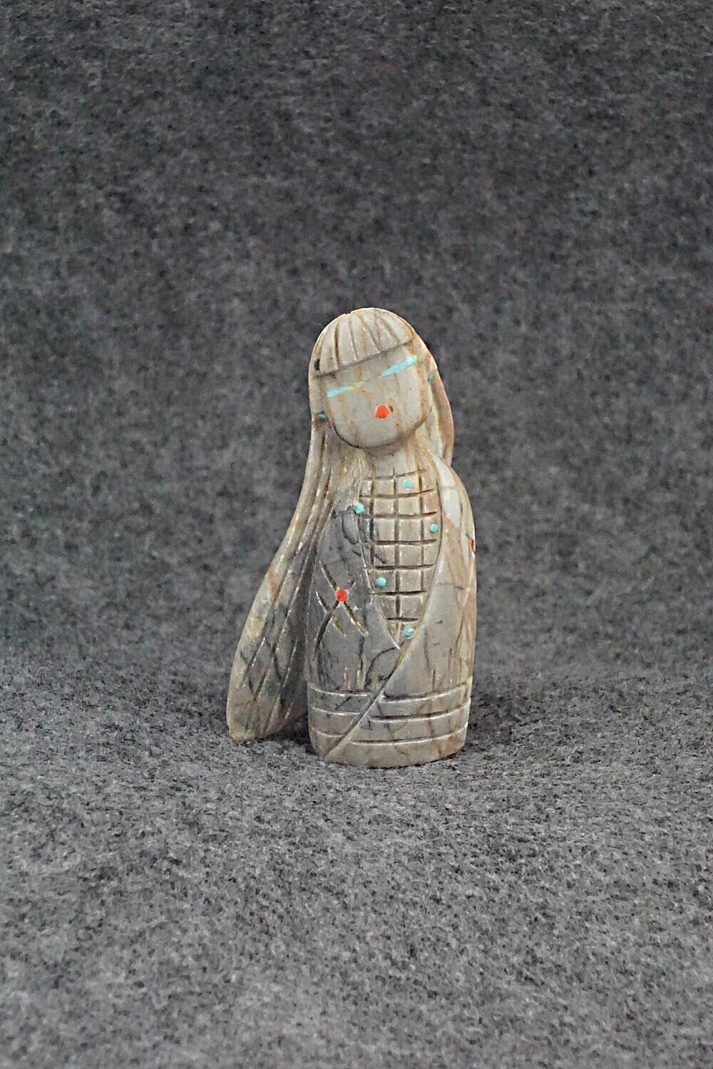 Corn Maiden Zuni Fetish Carving - Douglas Martza