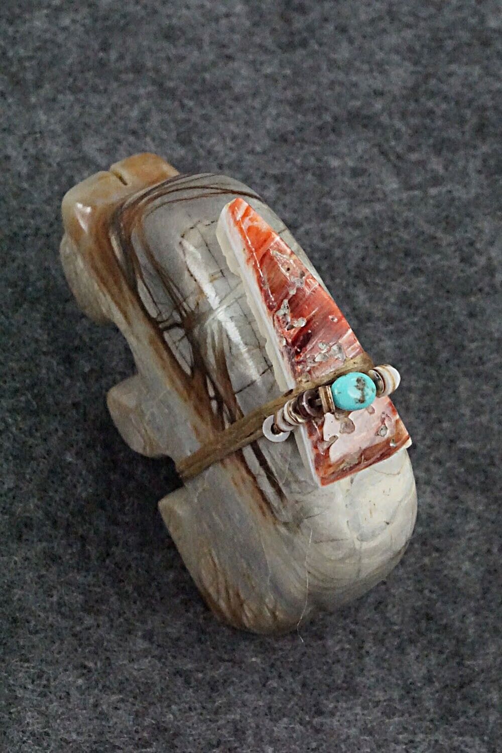 Bear Zuni Fetish Carving - Danny Lonjose