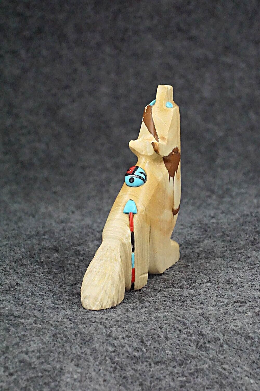Wolf Zuni Fetish Carving - Danette Laate