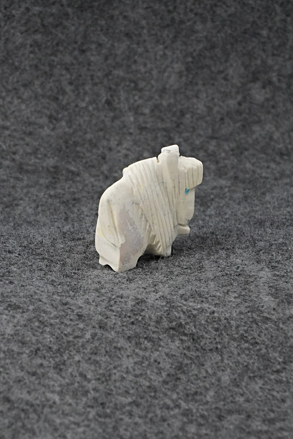 Buffalo Zuni Fetish Carving - Gilbert Lonjose