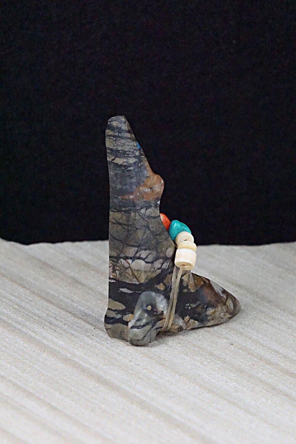 Coyote Zuni Fetish Carving - Donovan Laiwakete