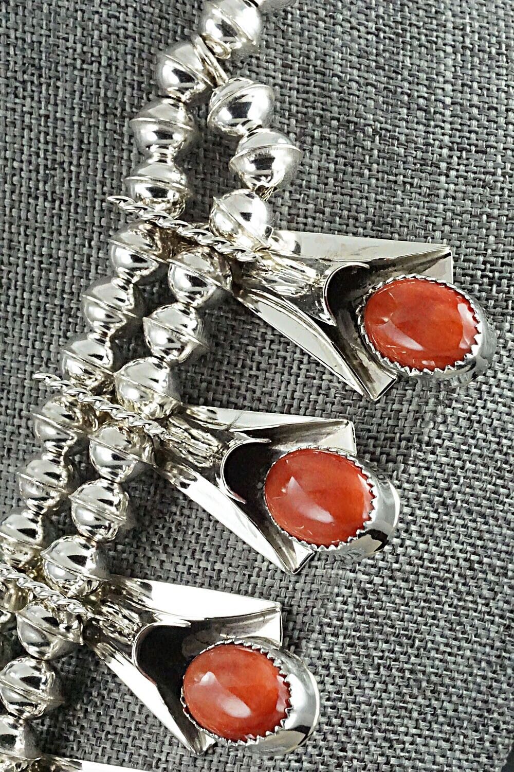 Spiny Oyster & Sterling Silver Squash Blossom Set - Louise Yazzie
