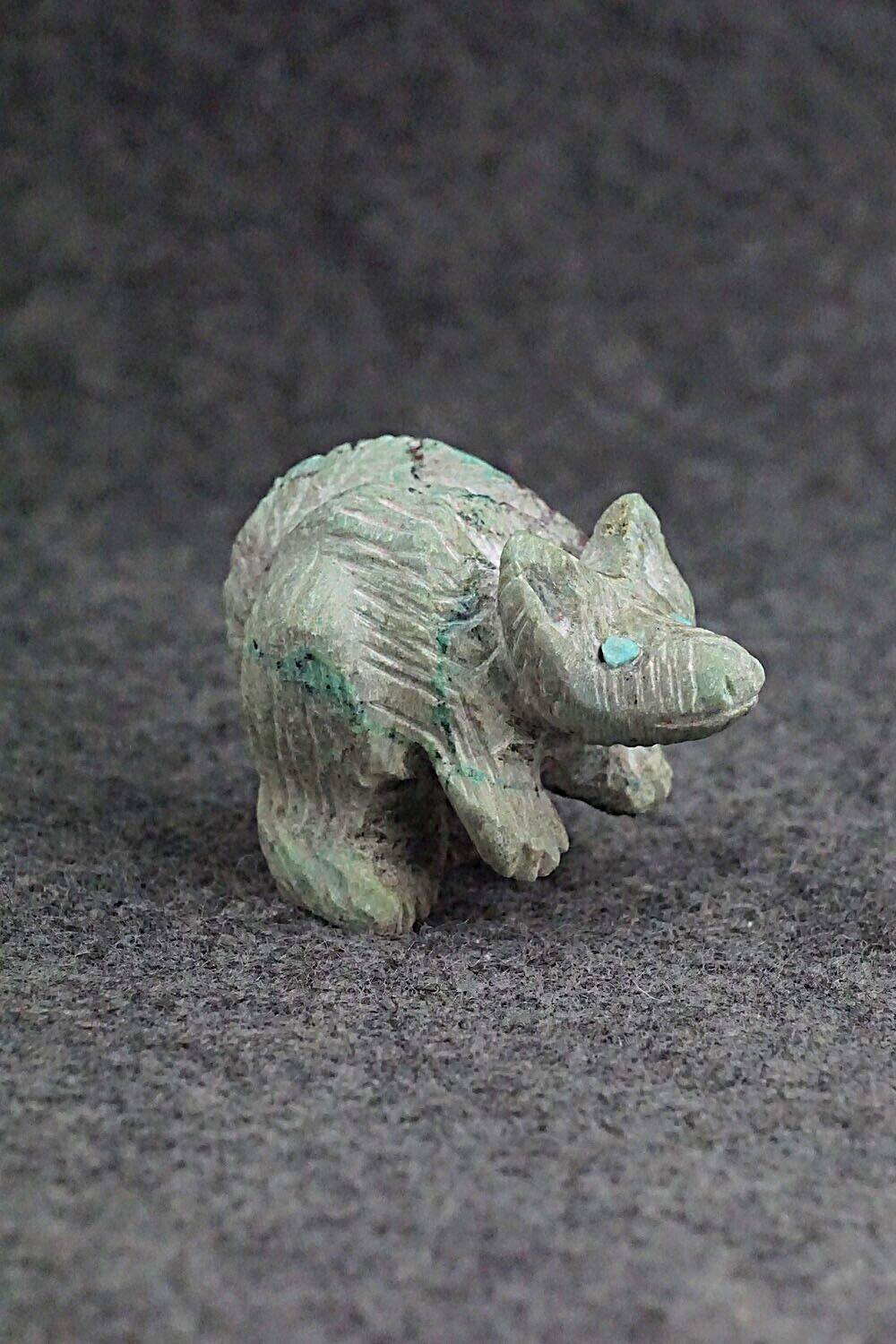Mouse Zuni Fetish Carving - Jon Quam