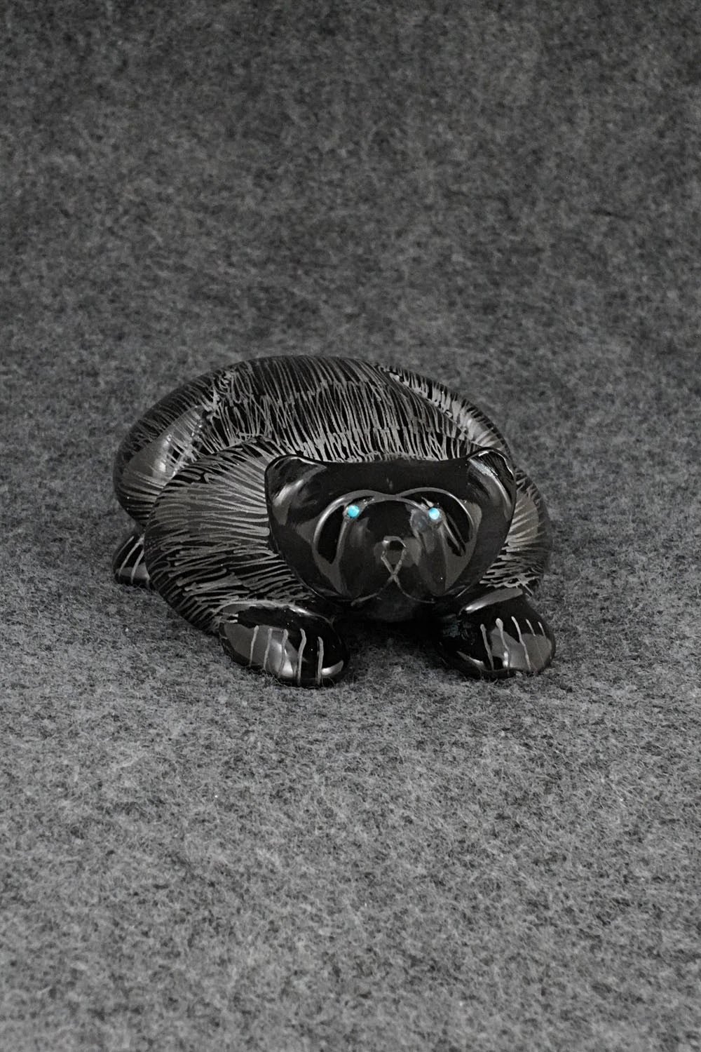 Badger Zuni Fetish Carving - Nelson Yatsattie