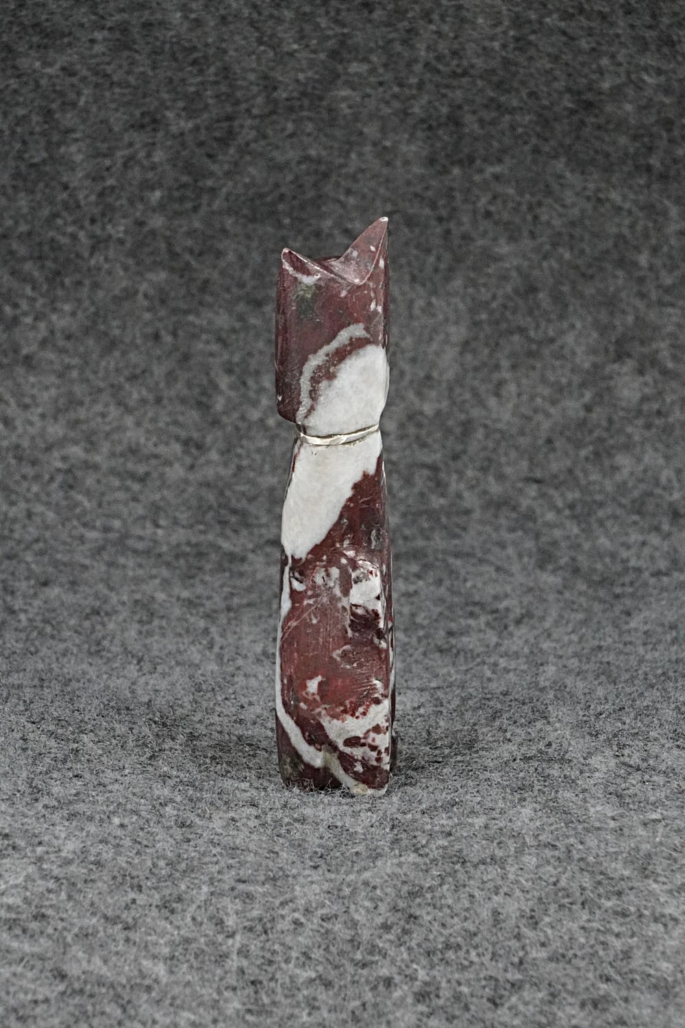 Cat Zuni Fetish Carving - Kenny Chavez