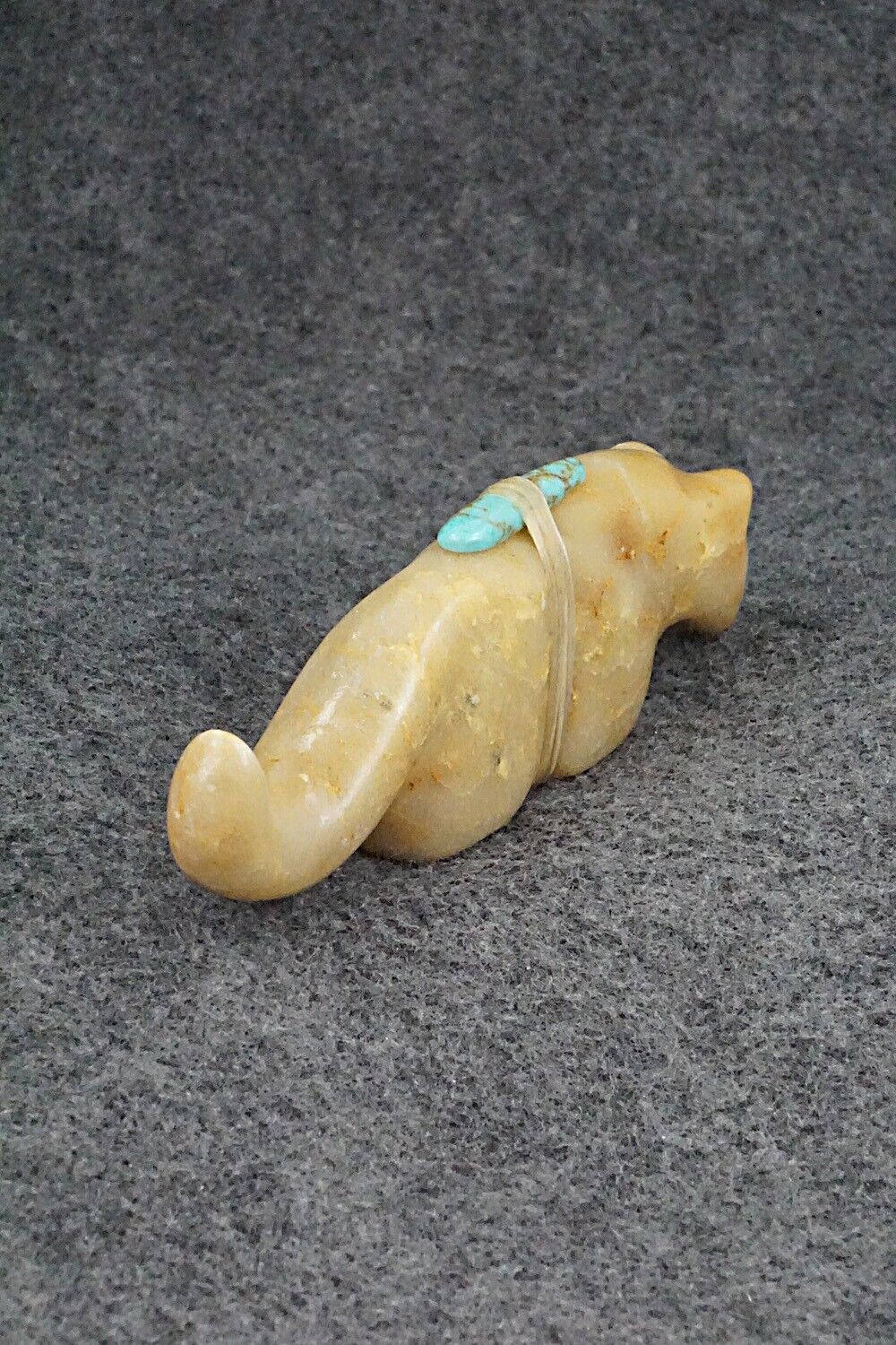 Mountain Lion Zuni Fetish Carving - Herbert Halate