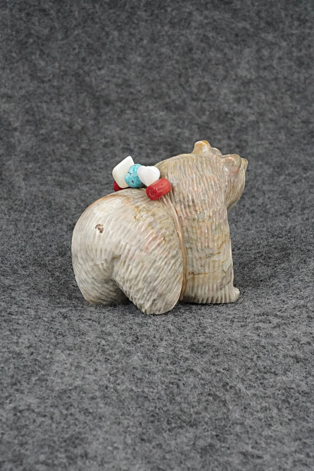 Bear Zuni Fetish Carving - Farlan & Paulette Quam
