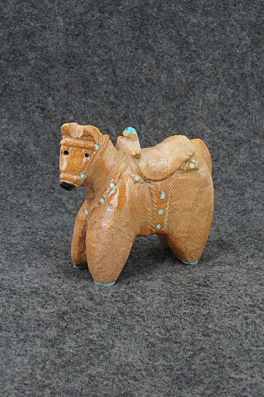 Horse Zuni Fetish Carving - Freddie Leekya