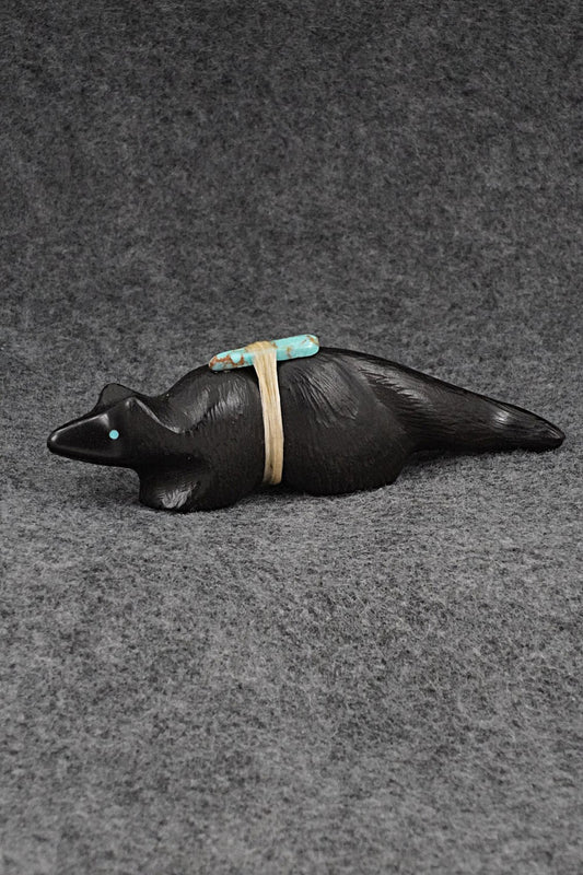 Wolf Zuni Fetish Carving - Herbert Halate