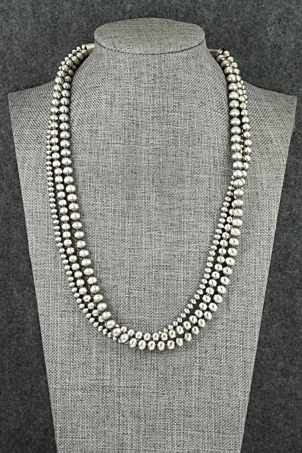 Sterling Silver Navajo Pearl Necklace 20" - Bryannen Halwood