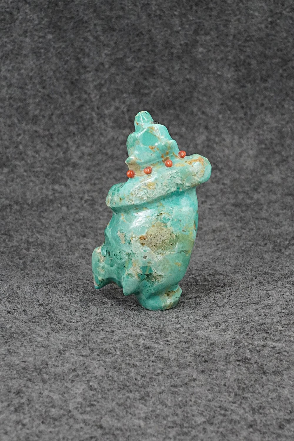 Bear Zuni Fetish Carving - Claudia Peina