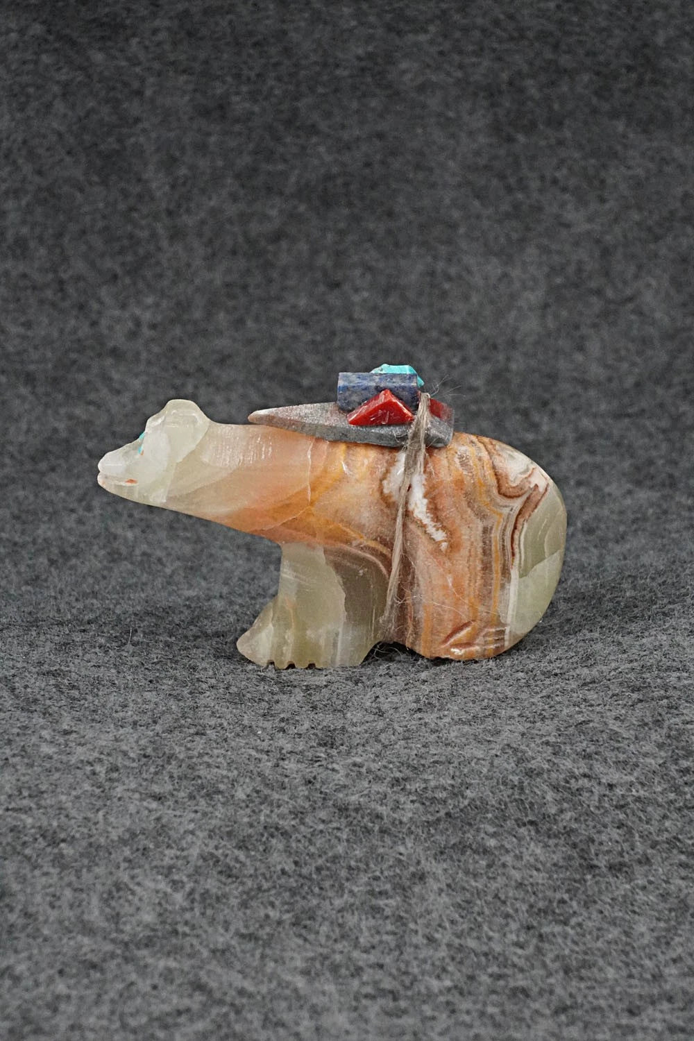 Bear Zuni Fetish Carving - Carl Estate