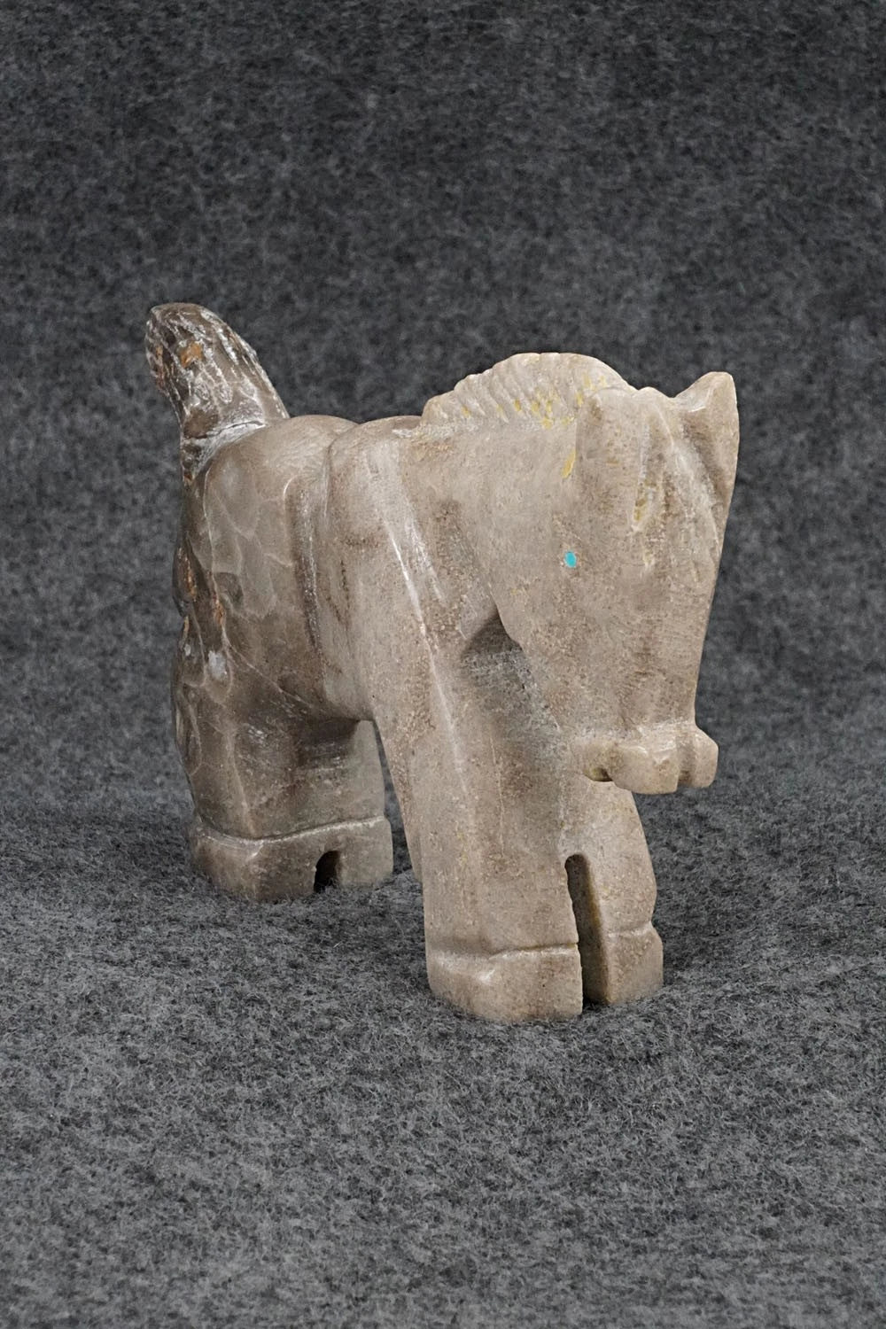 Horse Zuni Fetish Carving - Tony Mackel